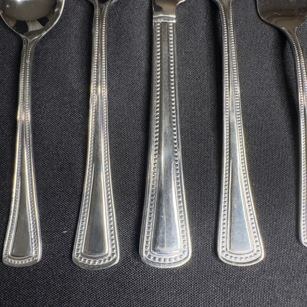 Vintage International Silver American Beaded Stainless Flatware Set 96 Piece
